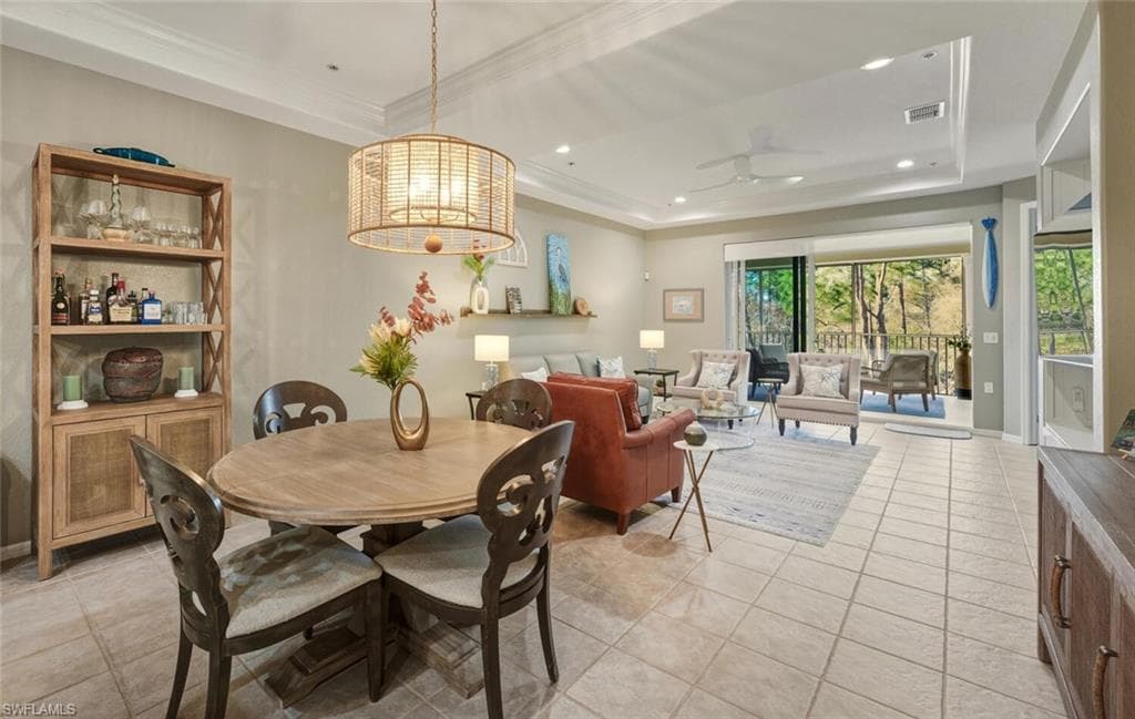 4833 Hampshire CT 302 NAPLES, FL 34112