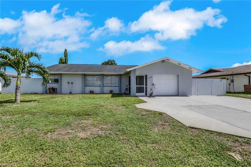 7578 Laurel Valley RD FORT MYERS, FL 33967