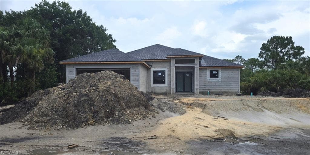 187 VICTORIA AVE S LEHIGH ACRES, FL 33974