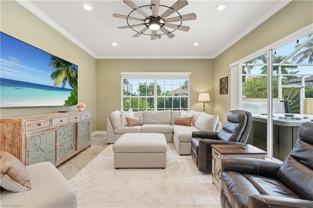 14860 Laguna DR FORT MYERS, FL 33908