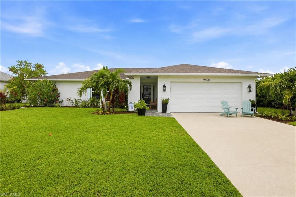 9690 Sussex ST NAPLES, FL 34109