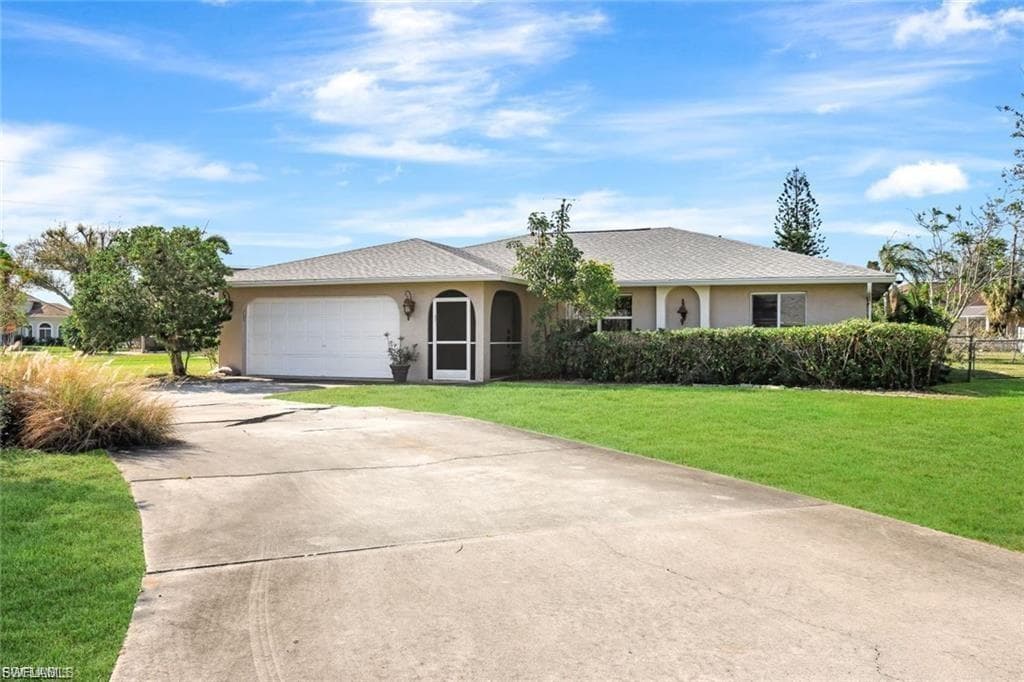 1124 SE 4th ST CAPE CORAL, FL 33990