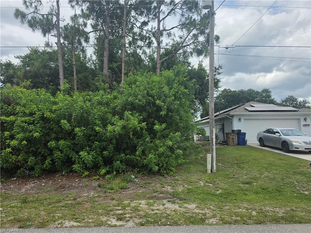 3416 35th ST SW LEHIGH ACRES, FL 33976