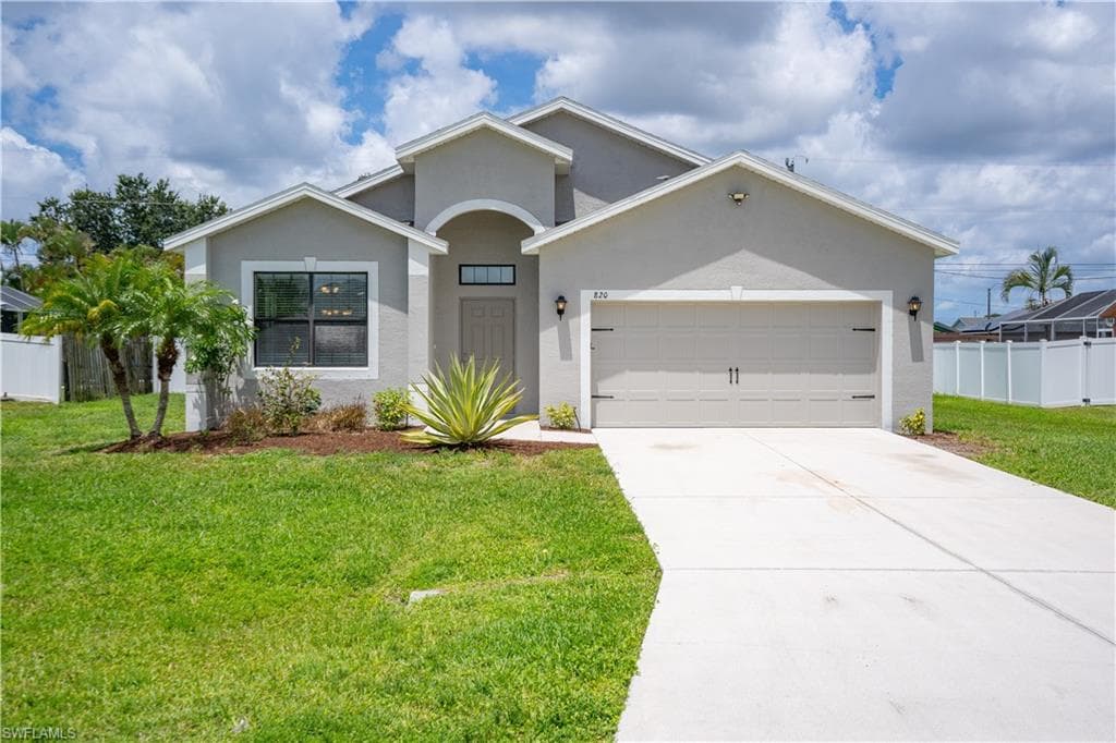 820 SW 9th AVE CAPE CORAL, FL 33991