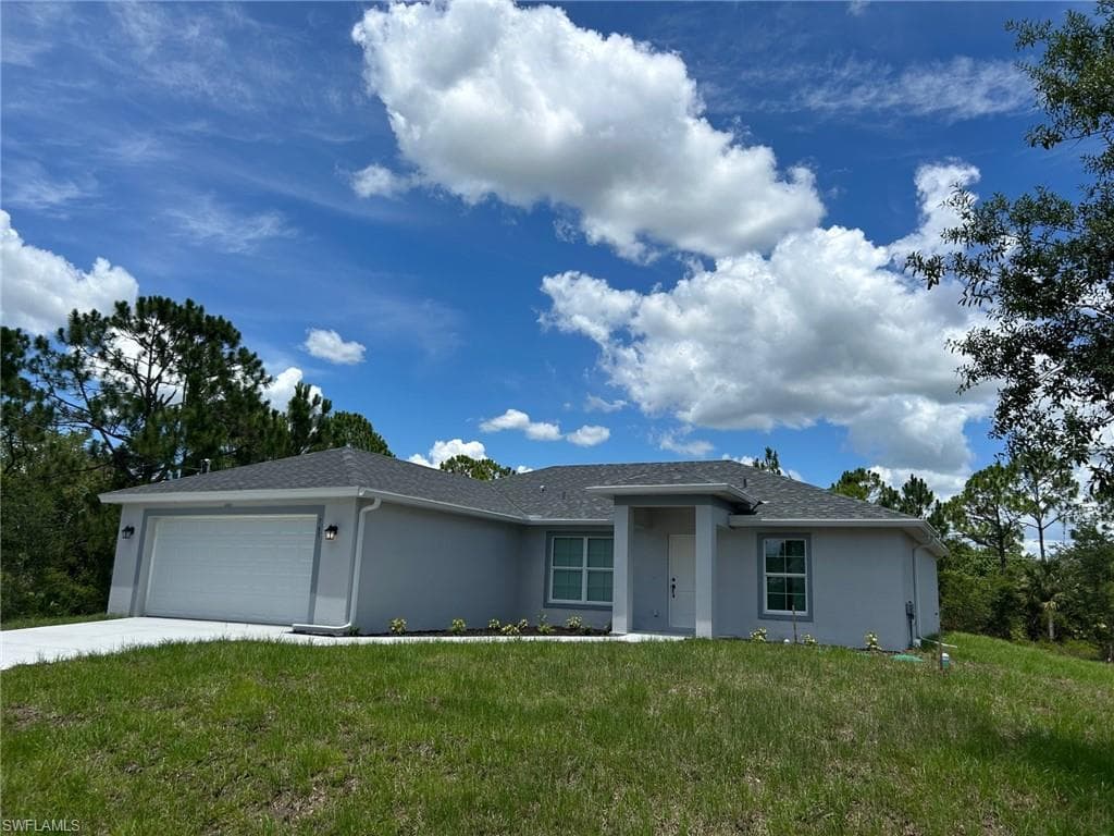 809 Knox AVE S LEHIGH ACRES, FL 33974