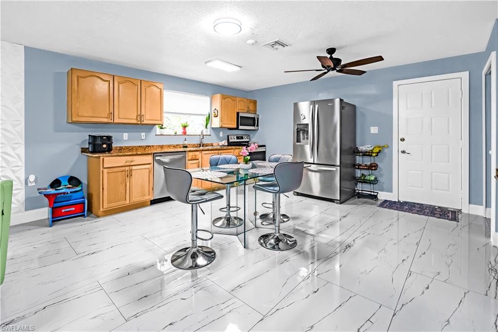 3420 6th AVE NE NAPLES, FL 34120