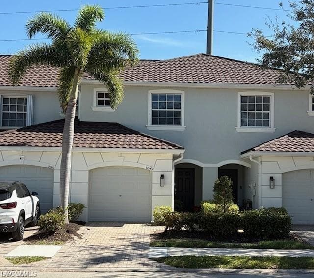 8649 Athena CT LEHIGH ACRES, FL 33971