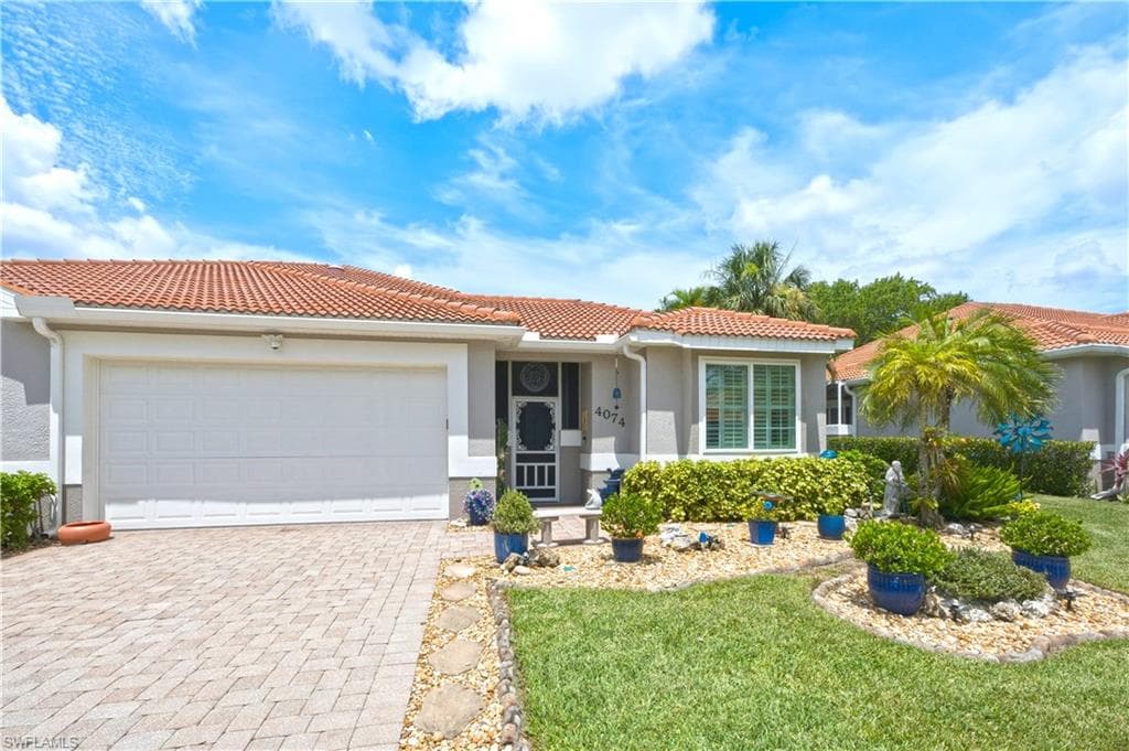 4074 Stow WAY NAPLES, FL 34116