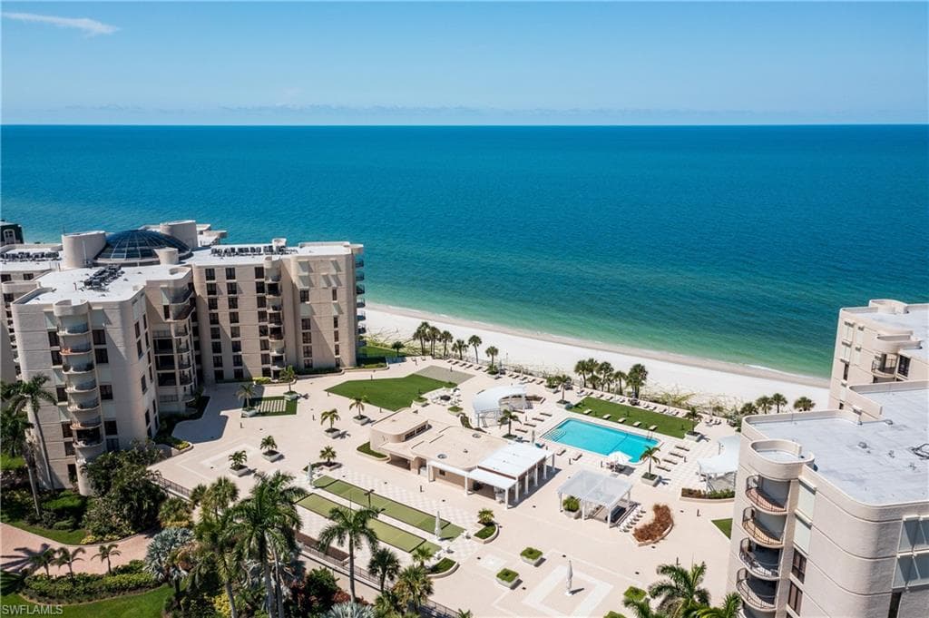 3115 Gulf Shore BLVD N 203S NAPLES, FL 34103