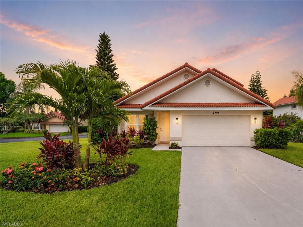 4775 Europa DR NAPLES, FL 34105