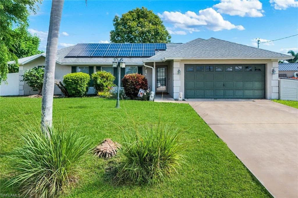 1923 SW 26th TER CAPE CORAL, FL 33914