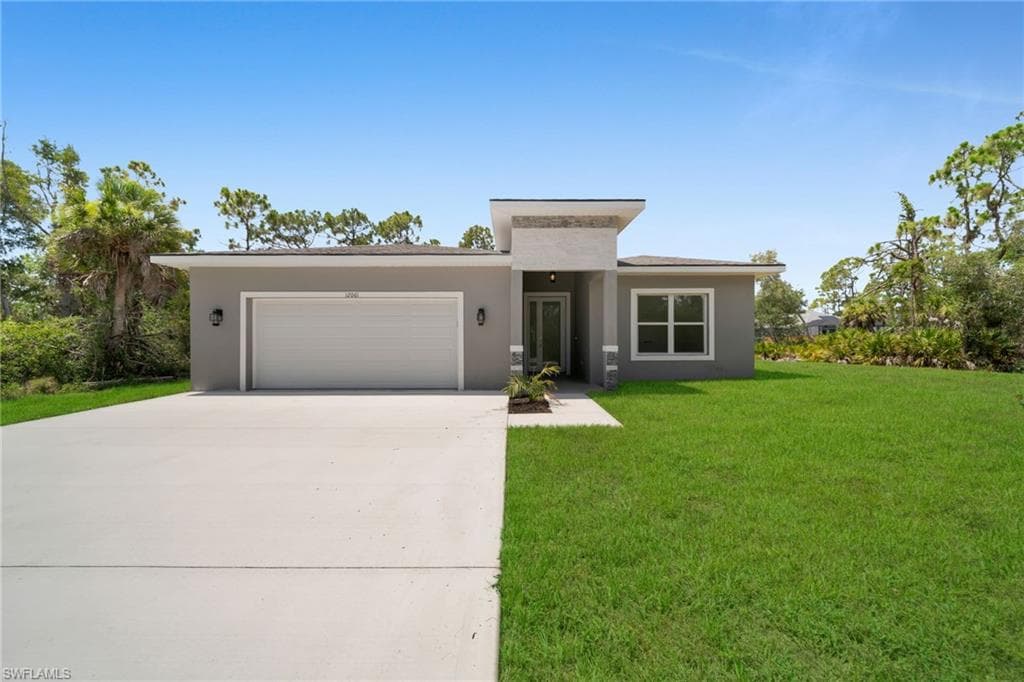 12061 Atoll AVE PORT CHARLOTTE, FL 33981