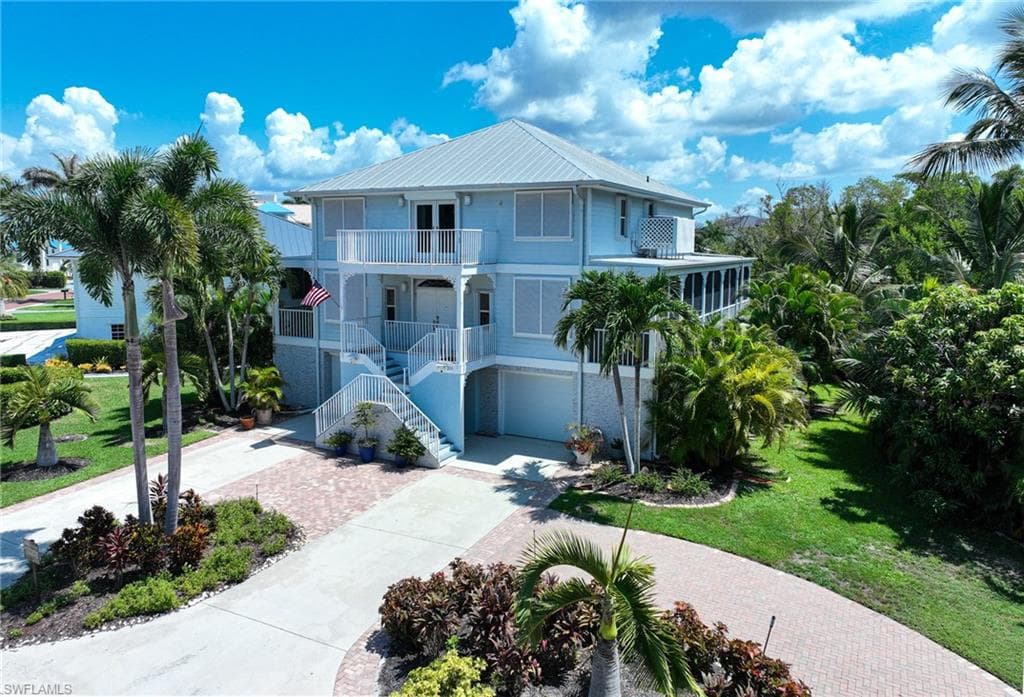 200 Topanga DR BONITA SPRINGS, FL 34134