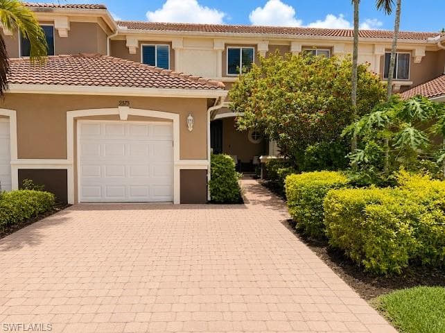 9575 Roundstone CIR FORT MYERS, FL 33967