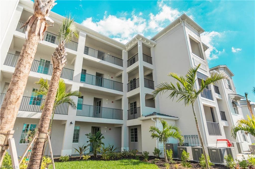 15375 Green Acres AVE 2214 PUNTA GORDA, FL 33982
