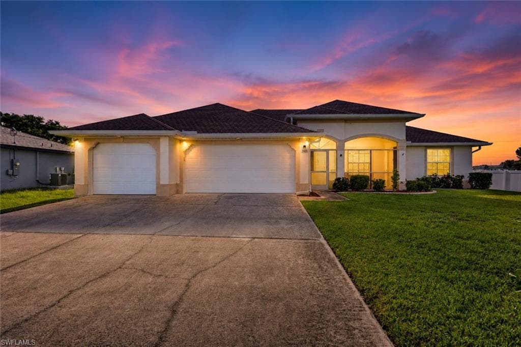 2703 Juanita PL CAPE CORAL, FL 33909
