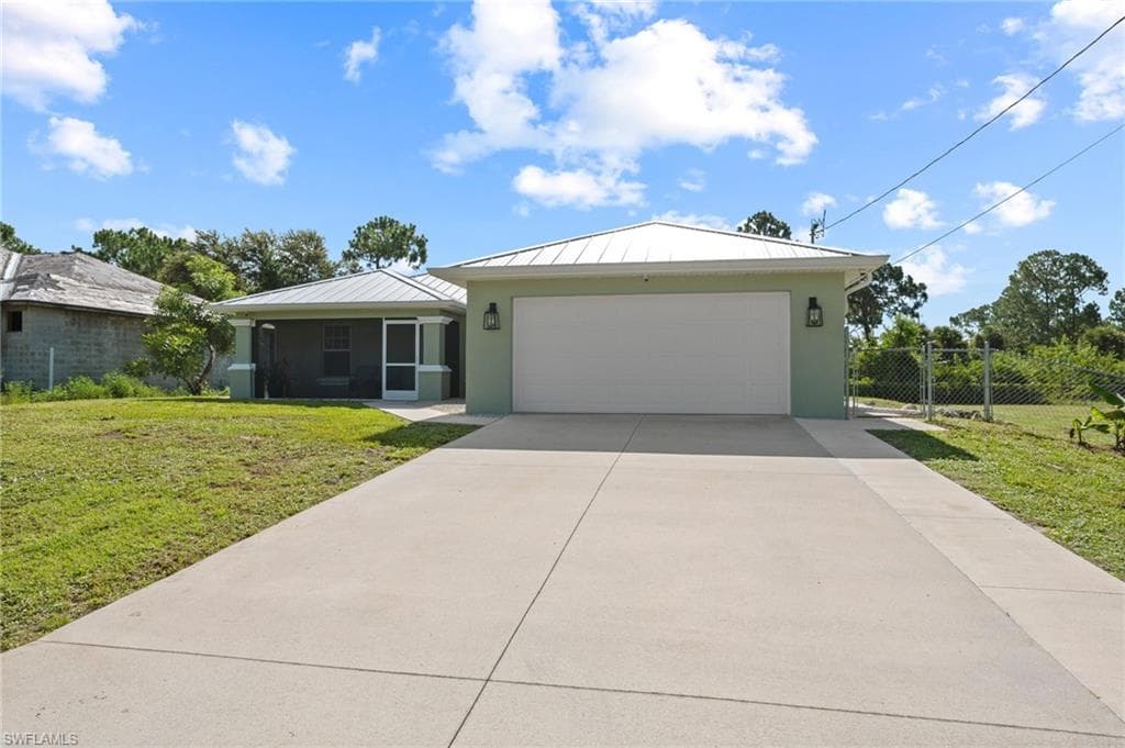 3005 Inez AVE S LEHIGH ACRES, FL 33976