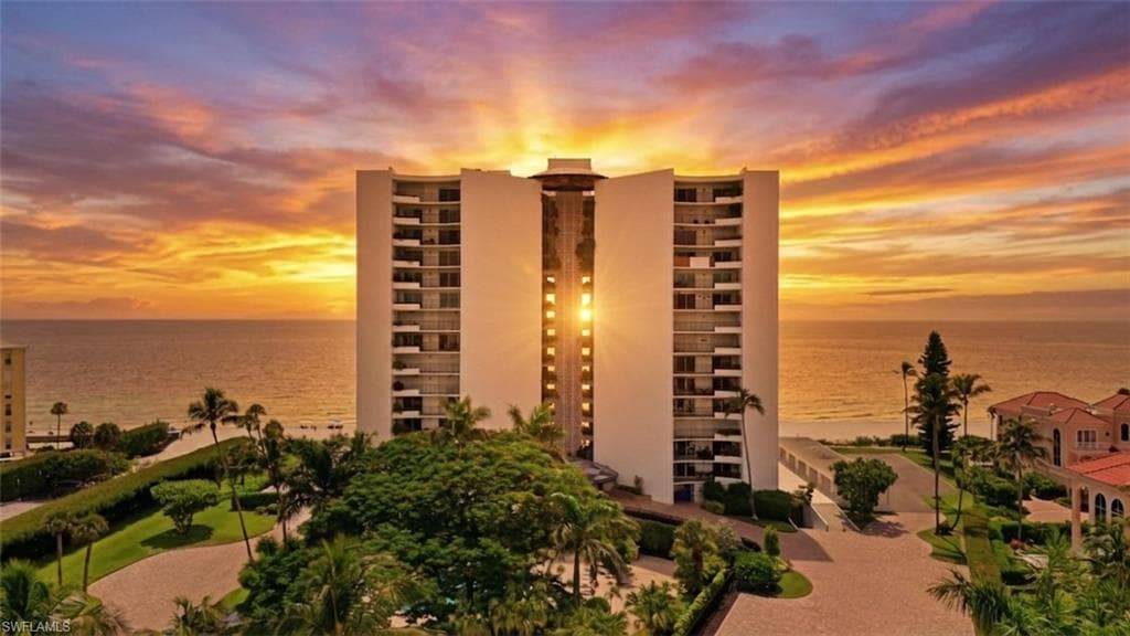 3951 Gulf Shore BLVD N 700 NAPLES, FL 34103