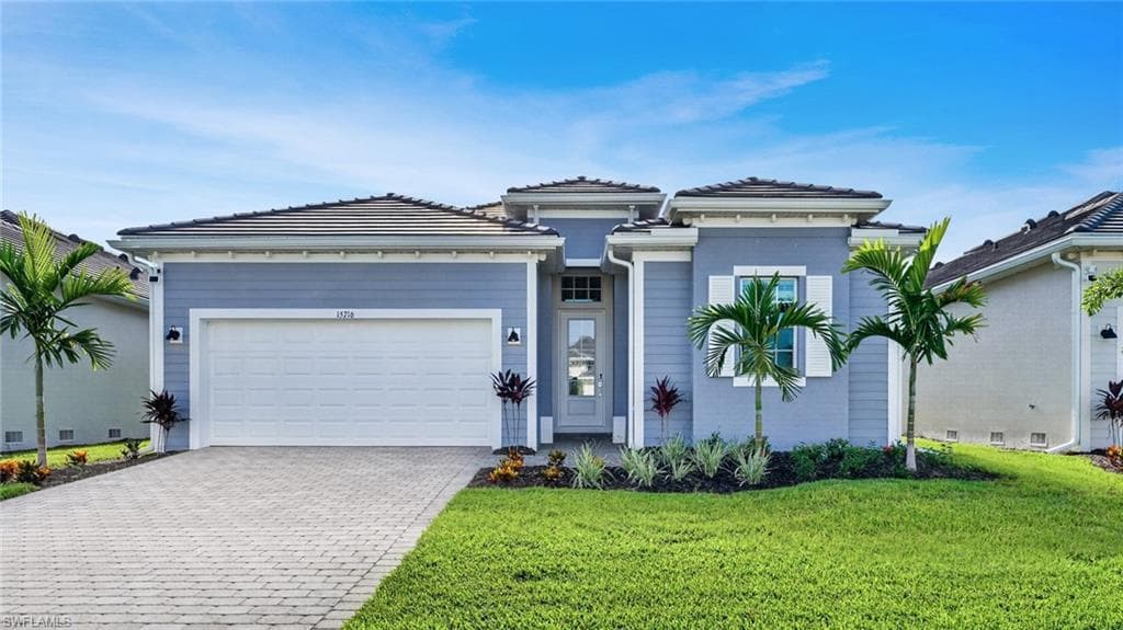 15716 Raveneli CT FORT MYERS, FL 33908
