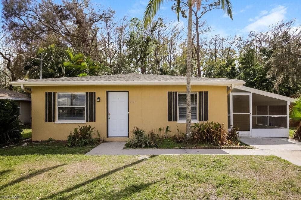 13115 Caribbean BLVD FORT MYERS, FL 33905