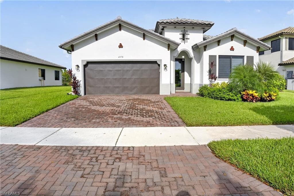 4978 Jovanne ST IMMOKALEE, FL 34142