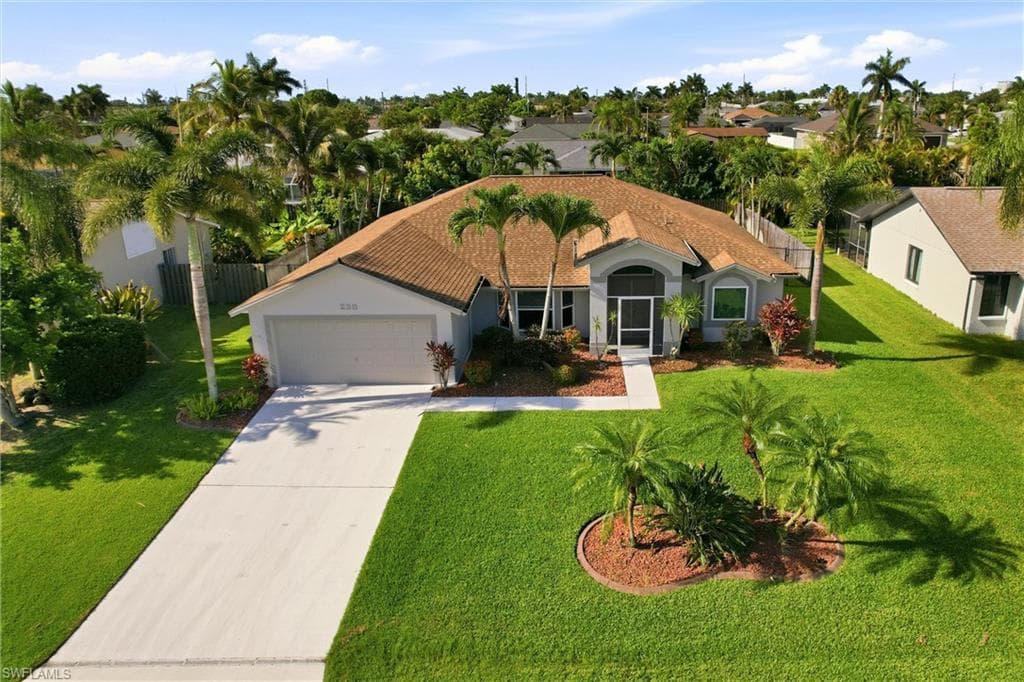 238 SW 45th TER CAPE CORAL, FL 33914
