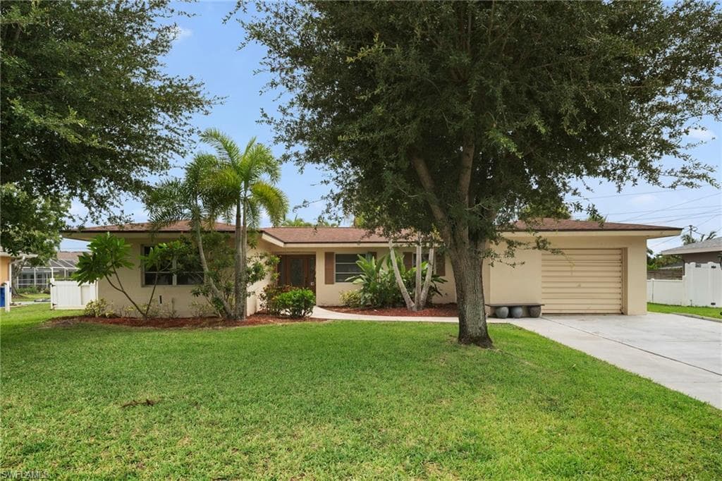 1444 Covington CIR W FORT MYERS, FL 33919