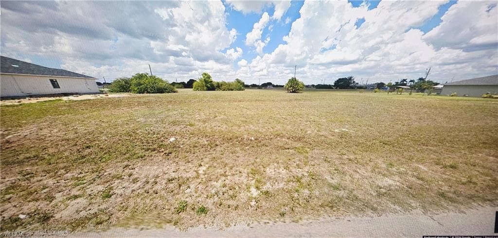 1409 NE 15th TER CAPE CORAL, FL 33909
