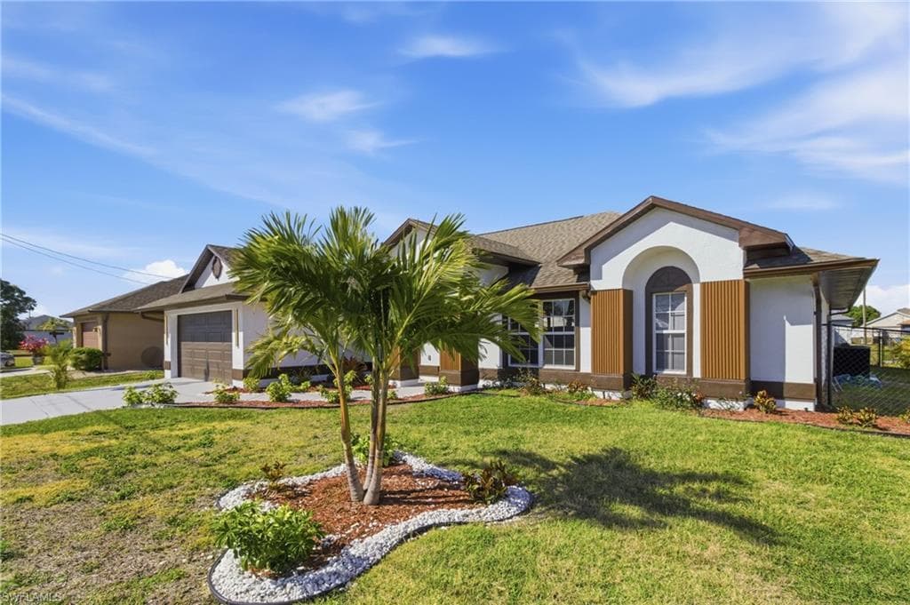 619 SW 26th TER CAPE CORAL, FL 33914