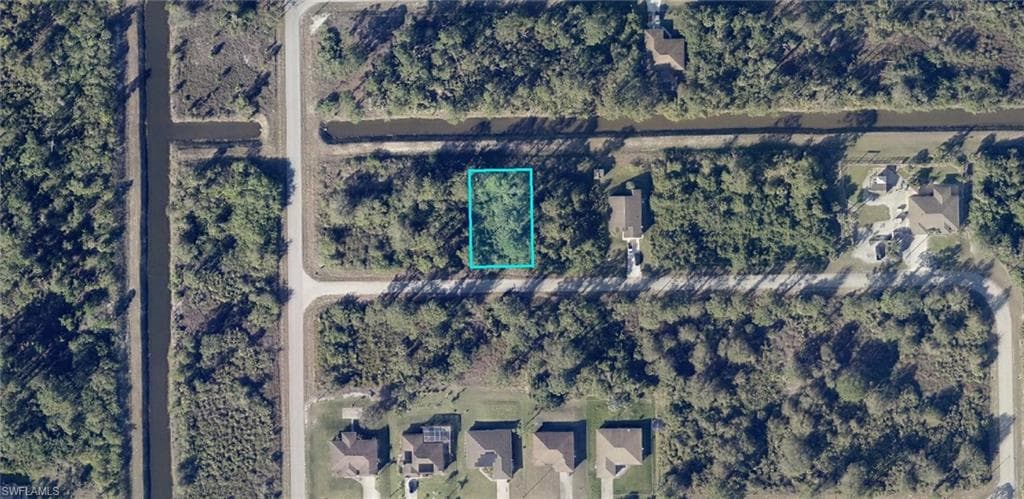 1109 ARTIC ST E LEHIGH ACRES, FL 33974