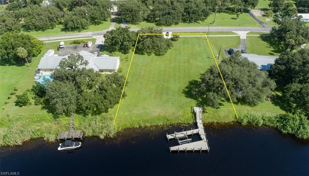 395 Old County Road 78 LABELLE, FL 33935