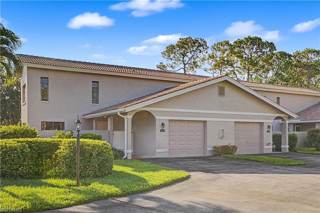 908 Augusta BLVD A907 NAPLES, FL 34113