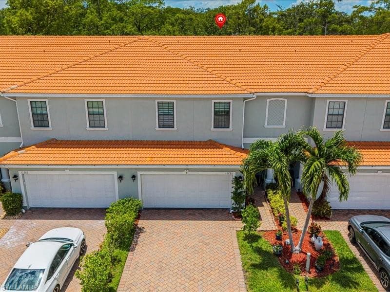 15286 SUMMIT PLACE CIR 175 NAPLES, FL 34119