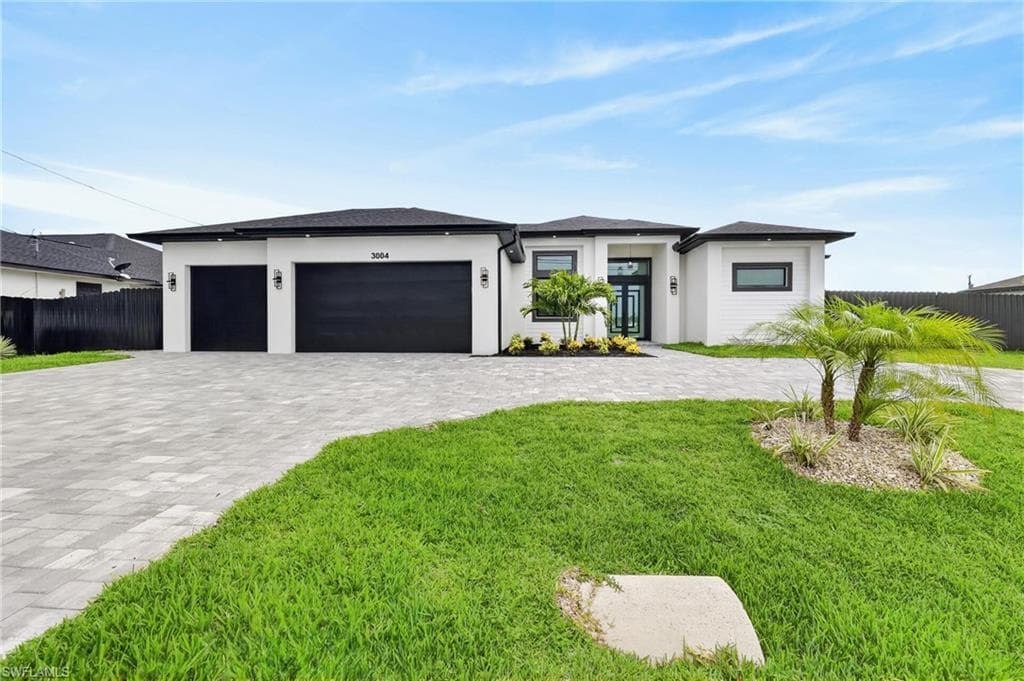 3004 Chiquita BLVD S CAPE CORAL, FL 33914