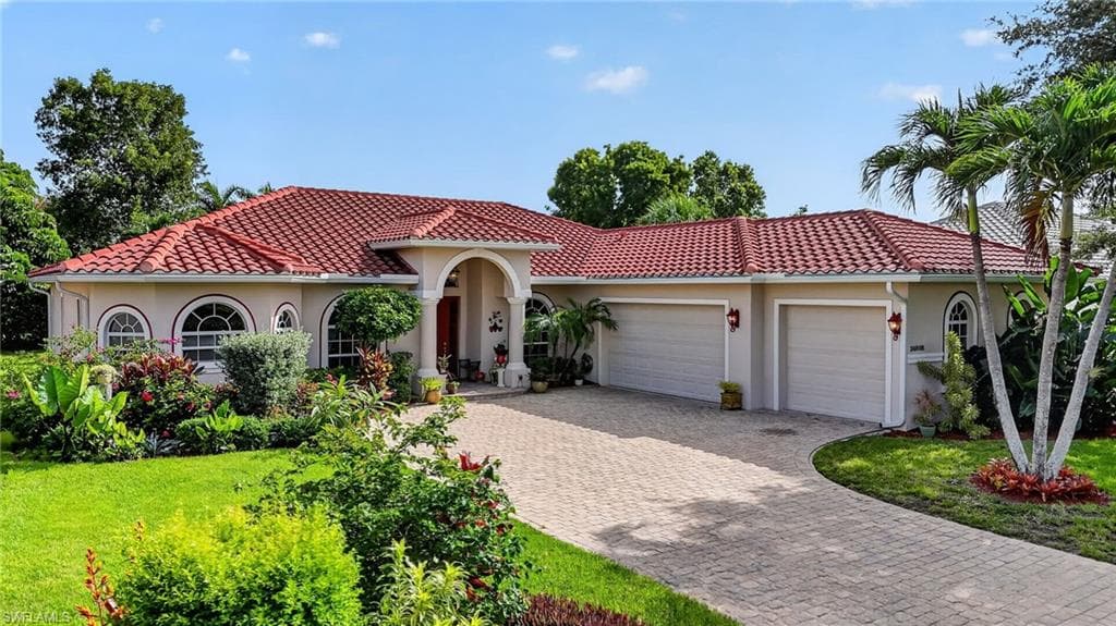 24908 Fairwinds LN BONITA SPRINGS, FL 34135