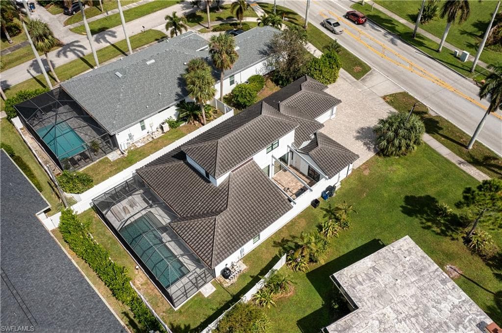 10600 McGregor BLVD FORT MYERS, FL 33919