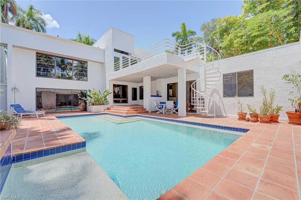 1215 Caloosa DR FORT MYERS, FL 33901