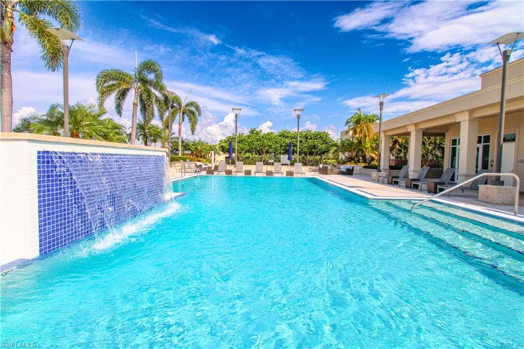 9123 Strada PL 7410 NAPLES, FL 34108