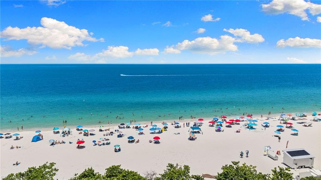 715 106th AVE N NAPLES, FL 34108