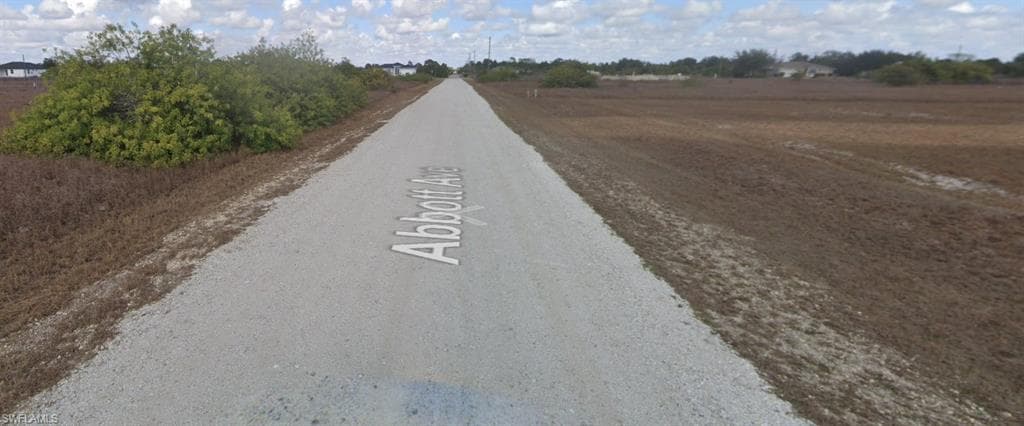 1413 Abbott AVE LEHIGH ACRES, FL 33972