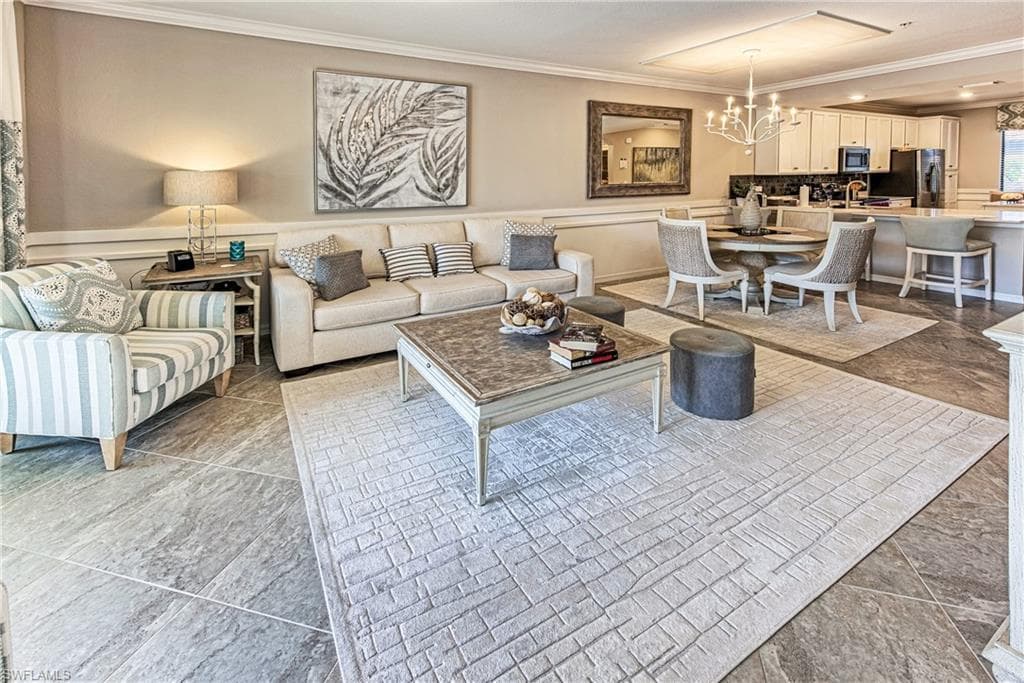 9572 Trevi CT 5015 NAPLES, FL 34113