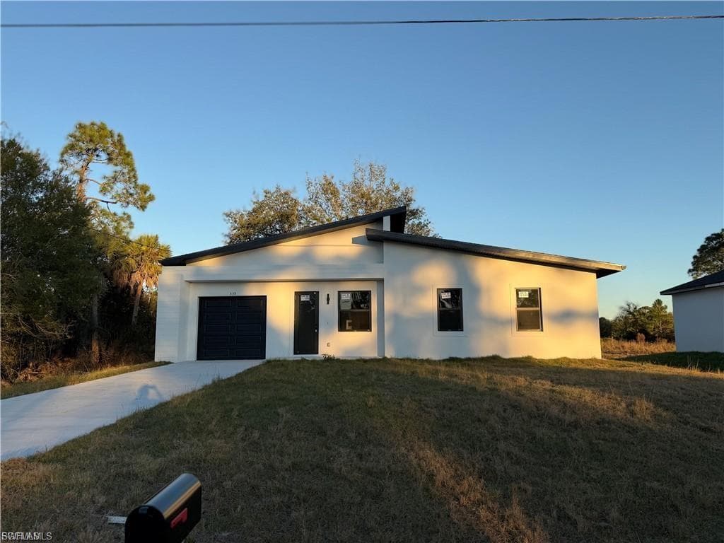339 Western AVE S LEHIGH ACRES, FL 33974