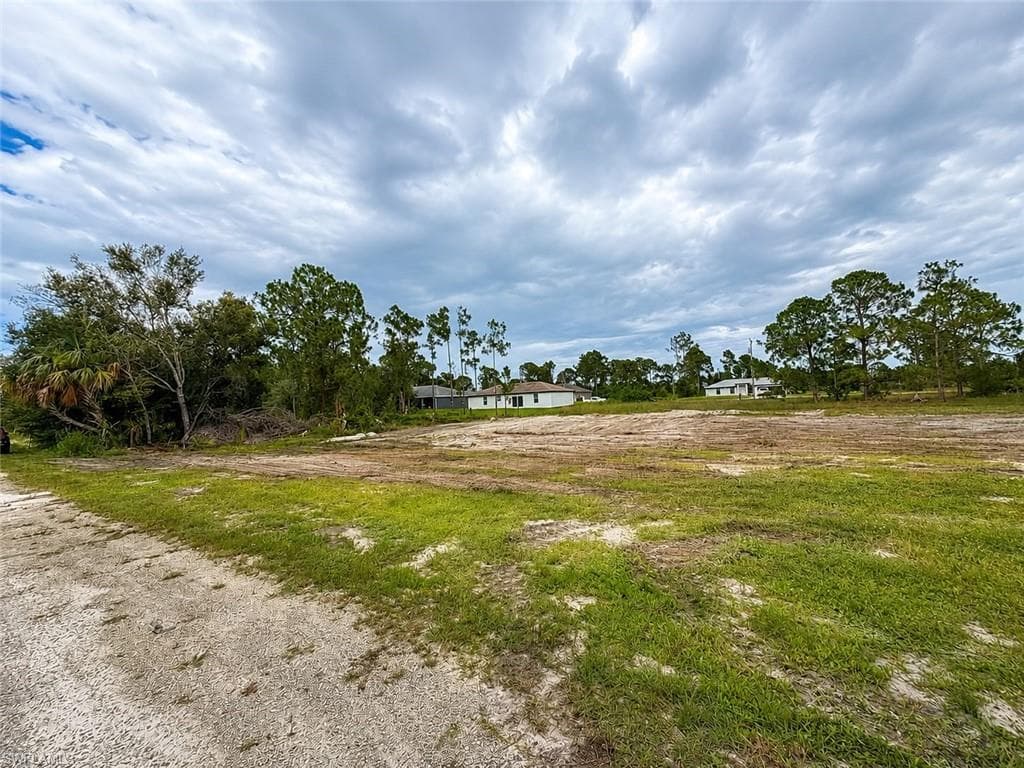 843 Dante AVE S LEHIGH ACRES, FL 33974
