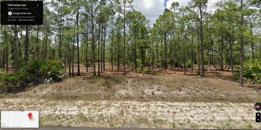 1215 Canton AVE LEHIGH ACRES, FL 33972