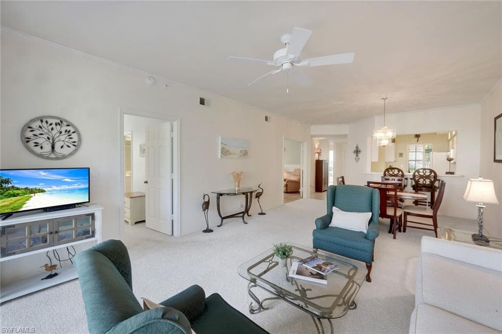 4110 Sawgrass Point DR 104