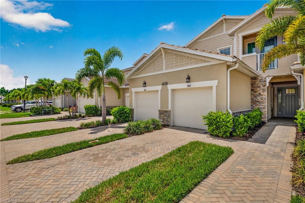 4676 Arboretum CIR 102 OTHER, FL 34112