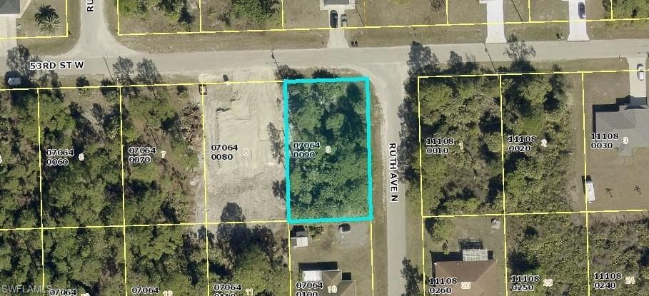3301 53rd ST W LEHIGH ACRES, FL 33971