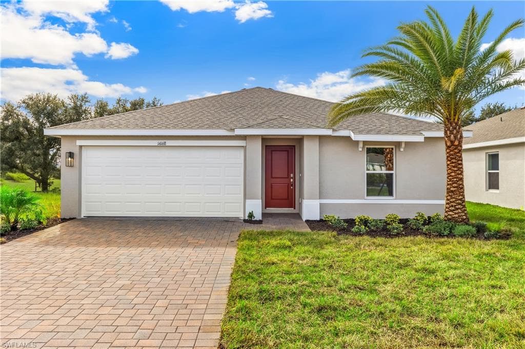 378 RADIANT SUN LN LEHIGH ACRES, FL 33936