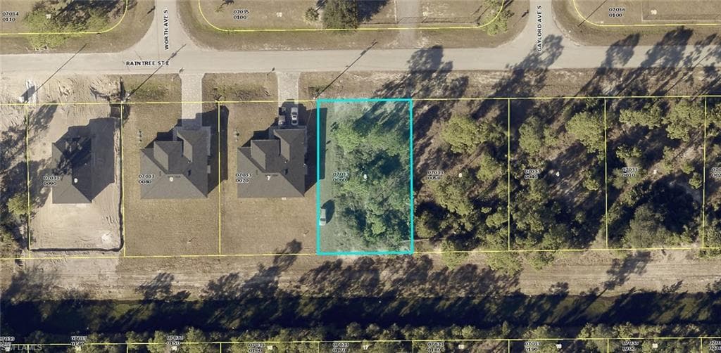 622 Raintree ST E LEHIGH ACRES, FL 33974