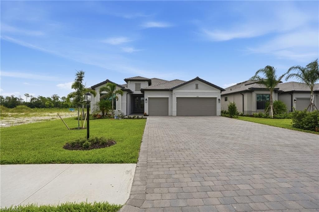19701 Fox Grove DR ESTERO, FL 33928